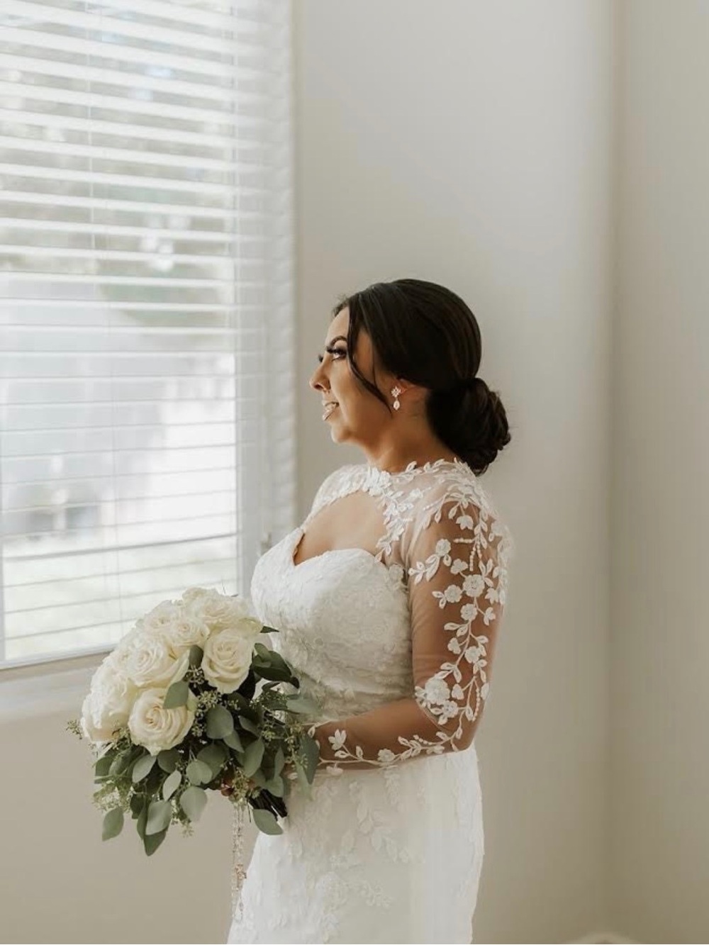 Bridal sleeves